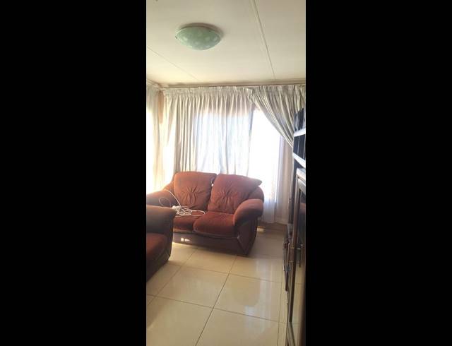 3 BEDROOM HOUSE FOR SALE IN SOSHANGUVE VV